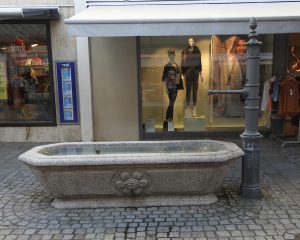 Brunnen Niedere Straße