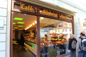 Cafe in der Nähe des Holländischen Viertels